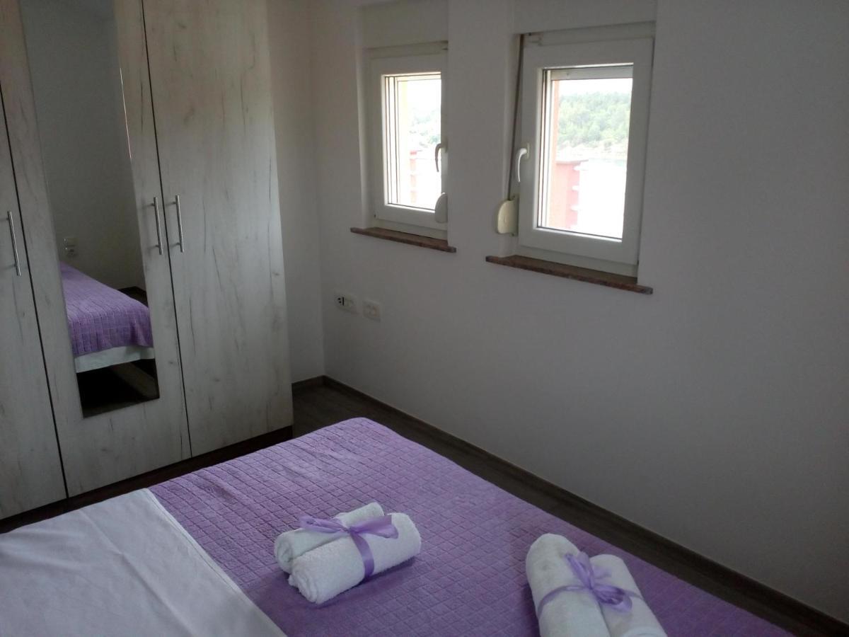 Tereza Apartment Обровац Екстериор снимка