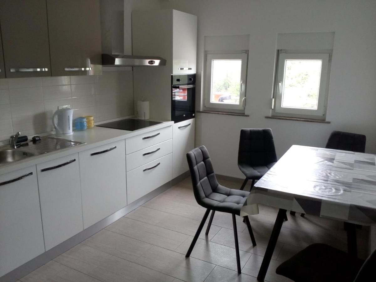 Tereza Apartment Обровац Екстериор снимка